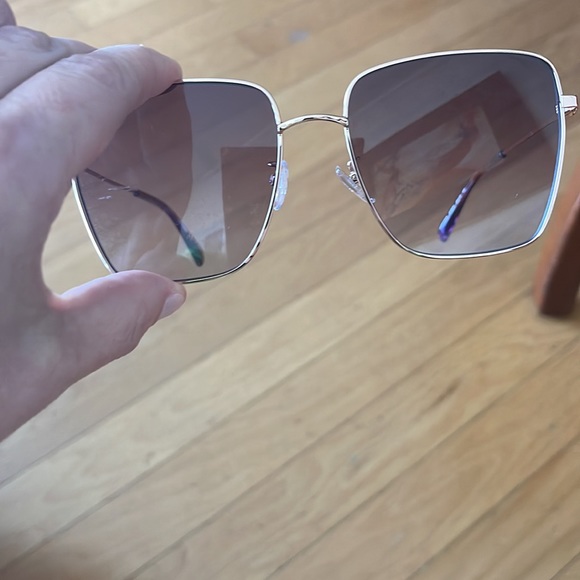 MOSCHINO 59MM Square Sunglasses. New - Picture 8 of 9